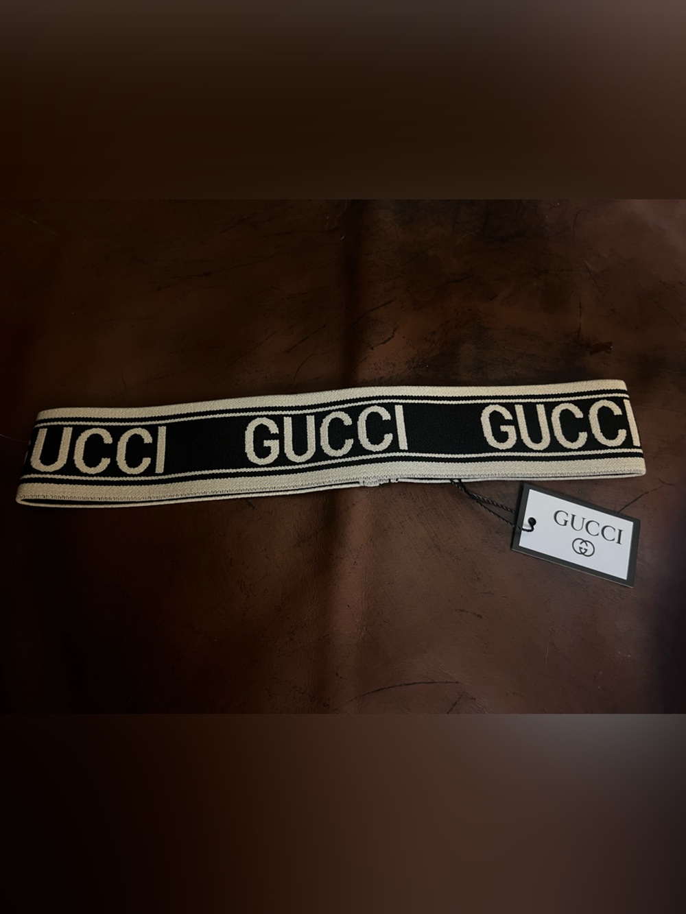 💥 Gucci. Beige Black Spellout Stretch Headband